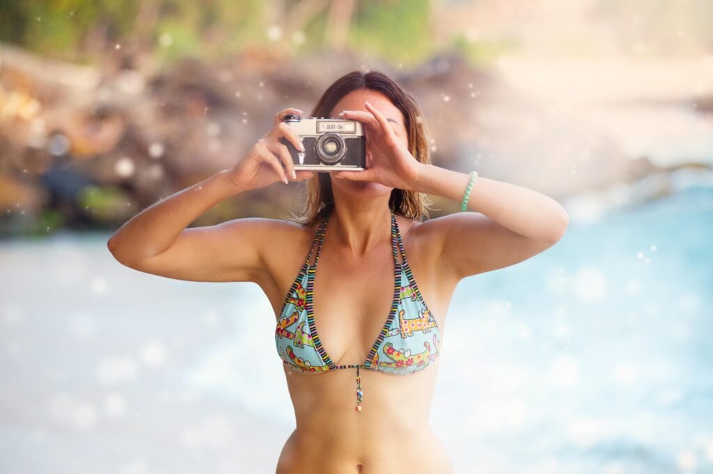 Close up portrait of a teenage girl wearing sunglasses